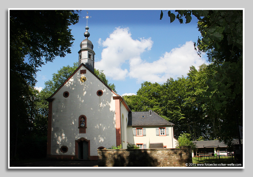 Wallfahrtskapelle "Maria Hilf" und Eremitage im Wald bei Schankweiler