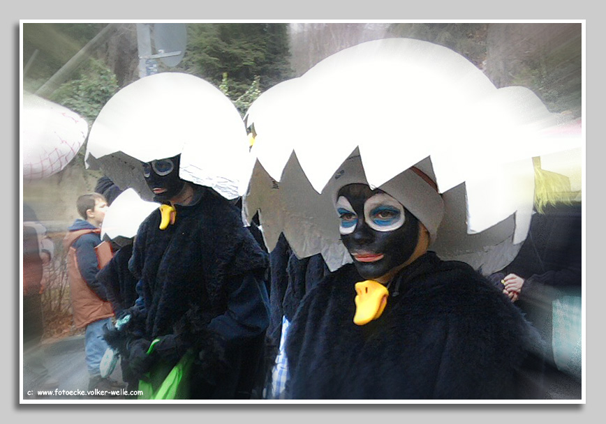 Aus dem Ei geschl&uuml;pft-Faschingsumzug Trier