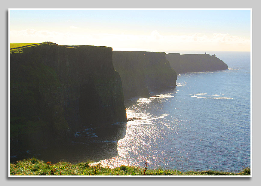 Cliffs of Moher im Gegenlicht 