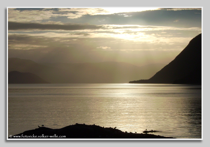 Mitternacht im Sognefjord
