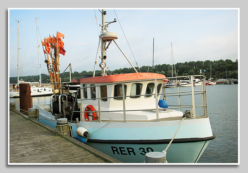 Fischerboot RER 30 im Hafen von Kühlungsborn