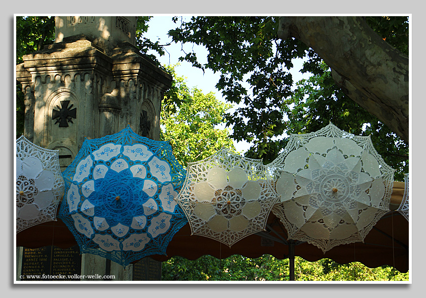 Parapluies et Parasols